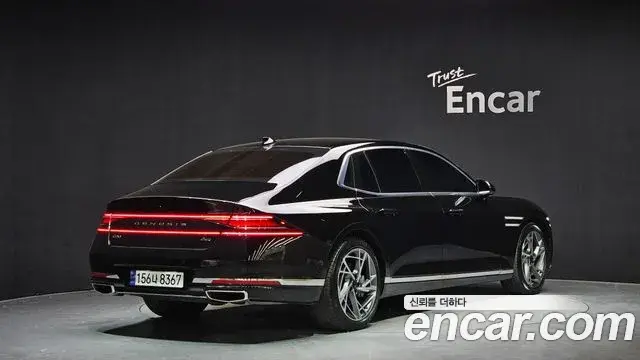Genesis G90 2022 — Photo 17/20