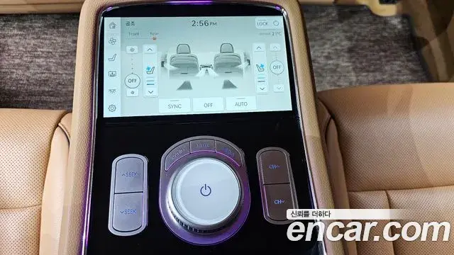 Genesis G90 2022 — Photo 16/20