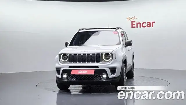 Jeep Renegade 2019 — Şəkil 24/35