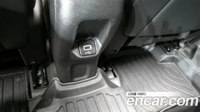 Jeep Renegade 2019 — Şəkil 35/35