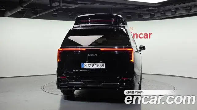 Kia Carnival 2024 — Photo 18/20
