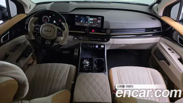 Kia Carnival 2024 — Photo 19/20