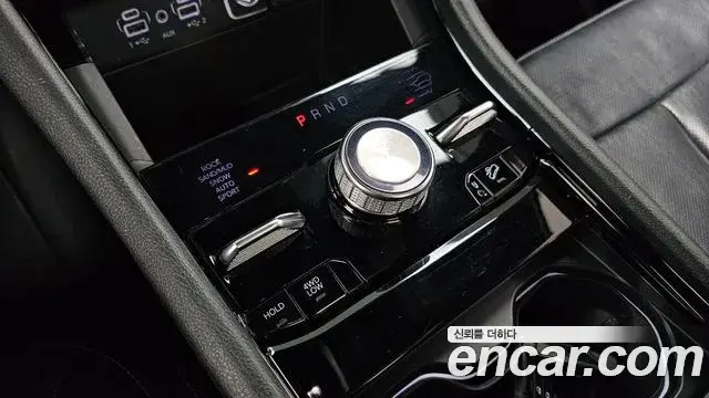 Jeep Grand Cherokee 2022 — Photo 18/38