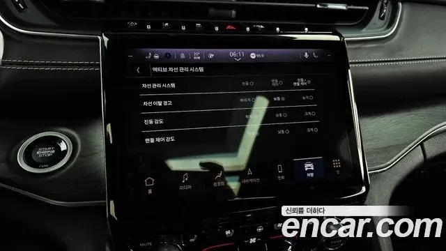 Jeep Grand Cherokee 2022 — Photo 20/38