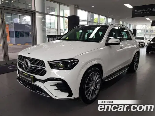 Mercedes-Benz GLE-Class 2025 — Photo 4/17