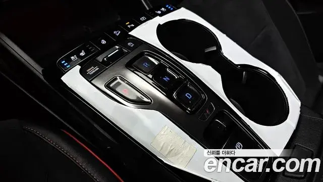 Hyundai Tucson Hybrid 2023 — Photo 14/20