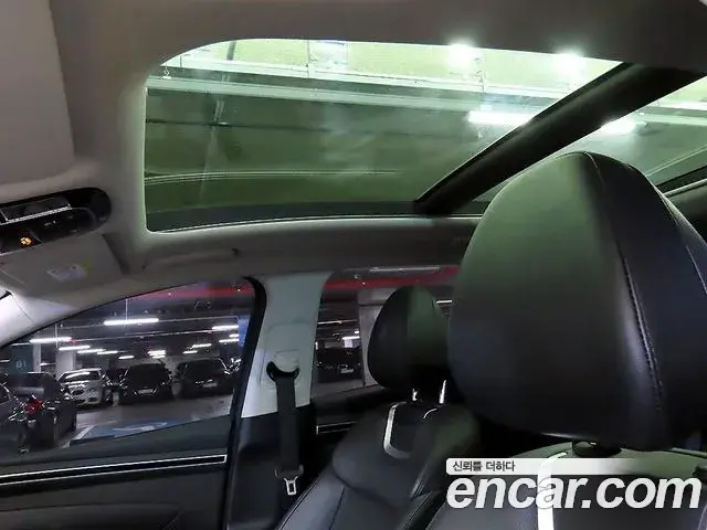 Hyundai Tucson Hybrid 2022 — ფოტო 10/20