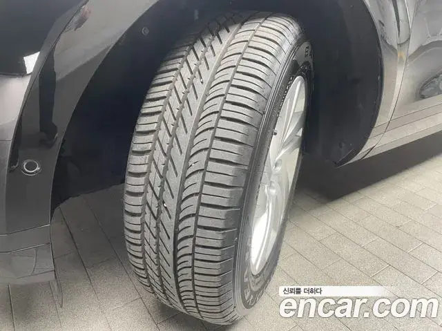 Land Rover Range Rover Evoque 2025 — ფოტო 15/36