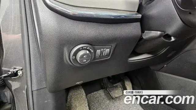 Jeep Compass 2022 — Фото 18/20