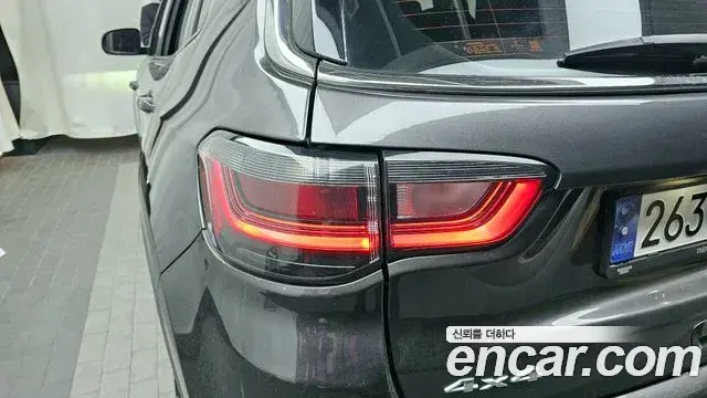 Jeep Compass 2022 — Şəkil 20/34