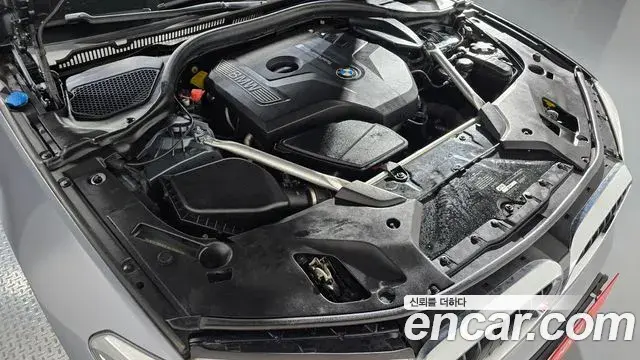 BMW 5 Series 2018 — Şəkil 14/20