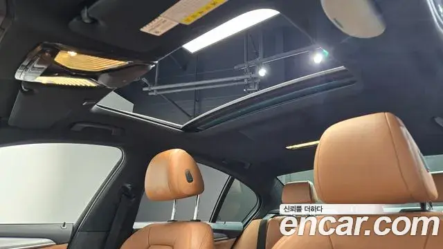 BMW 5 Series 2018 — Şəkil 6/20