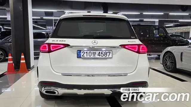 Mercedes-Benz GLE-Class 2023 — Фото 5/20
