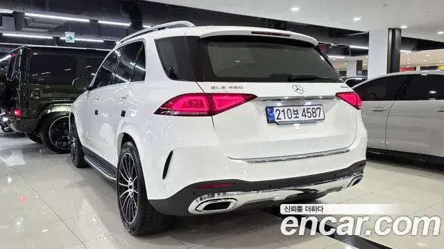 Mercedes-Benz GLE-Class 2023 — Фото 6/20