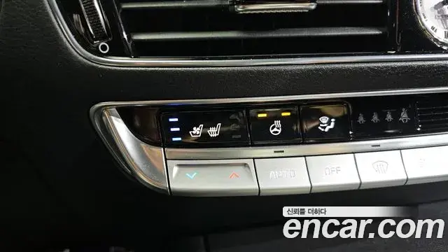 Kia The K9 2019 — ფოტო 15/38