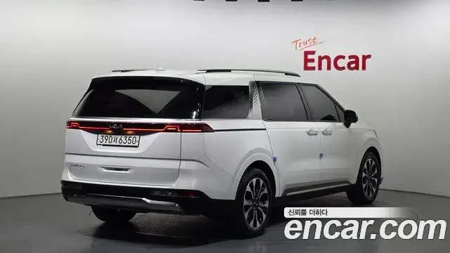 Kia Carnival 2022 — Фото 2/20