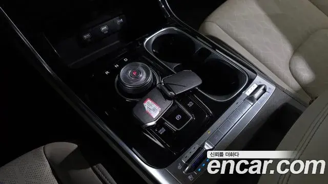 Kia Carnival 2022 — Фото 9/20