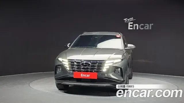 Hyundai Tucson Hybrid 2022 — Photo 10/20