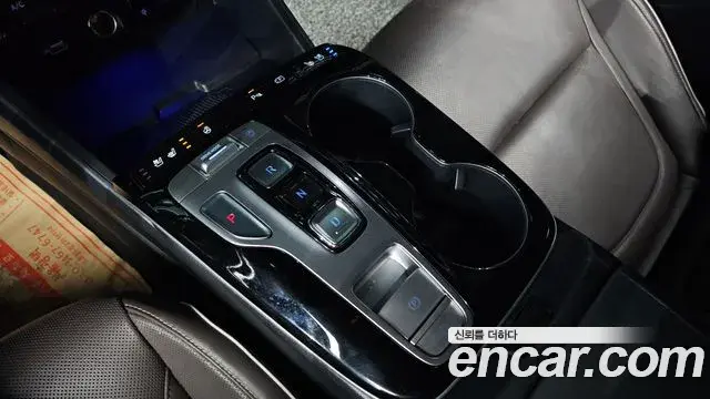 Hyundai Tucson Hybrid 2022 — Photo 2/20