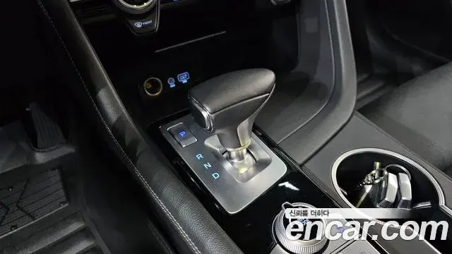 Genesis G70 2018 — Şəkil 23/37