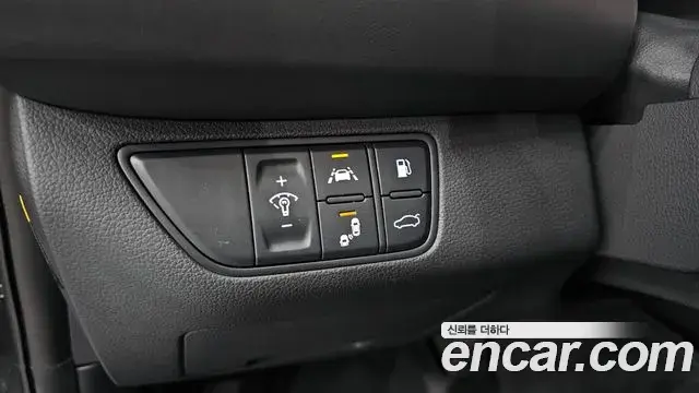 Genesis G70 2018 — Şəkil 17/37