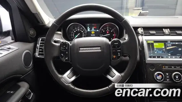 Land Rover Discovery 5 2019 — Şəkil 19/20