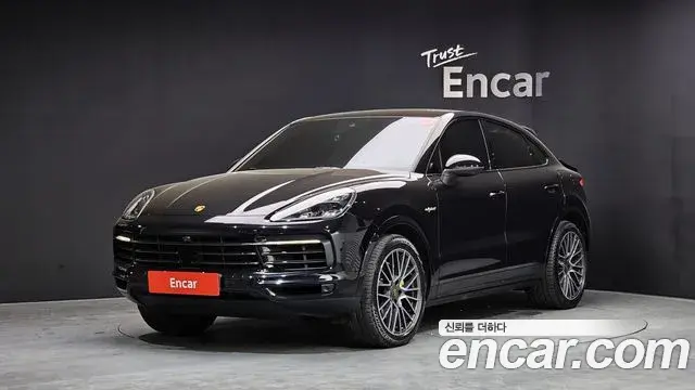 Porsche Cayenne 2021 — Фото 10/20