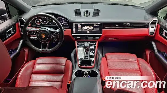 Porsche Cayenne 2021 — Фото 6/20