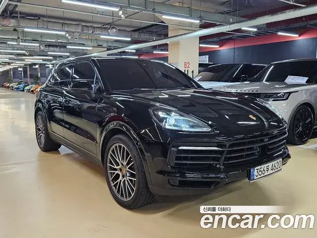 Porsche Cayenne 2022 — Şəkil 9/17