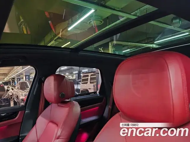 Porsche Cayenne 2022 — Şəkil 7/17