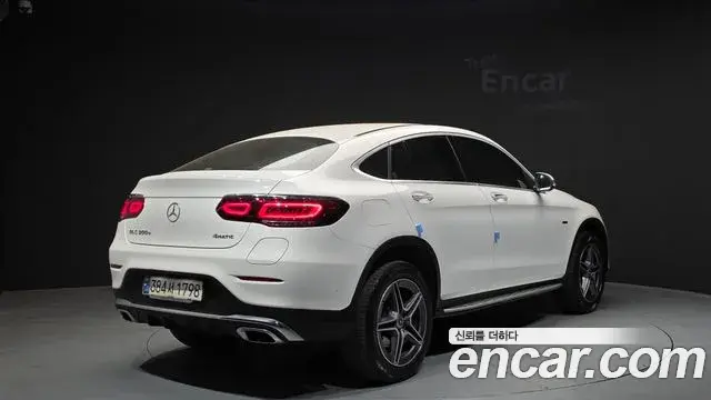 Mercedes-Benz GLC-Class 2021 — ფოტო 18/33