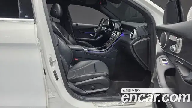 Mercedes-Benz GLC-Class 2021 — ფოტო 15/33