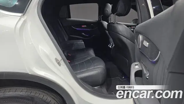 Mercedes-Benz GLC-Class 2021 — ფოტო 16/33