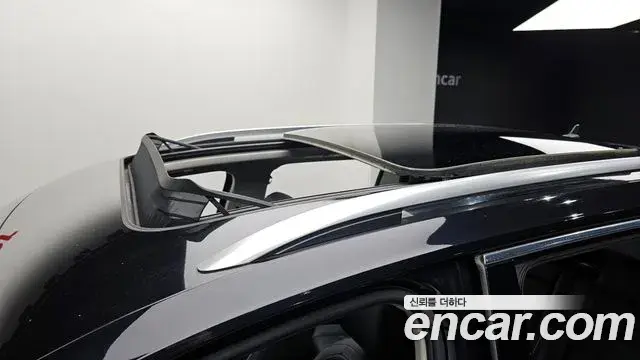 Volkswagen Tiguan 2018 — Şəkil 7/20