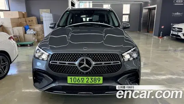 Mercedes-Benz GLE-Class 2025 — Фото 1/17