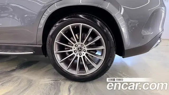 Mercedes-Benz GLE-Class 2025 — Фото 6/17