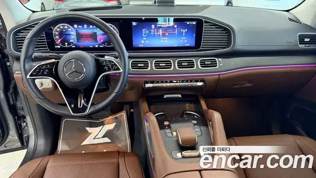 Mercedes-Benz GLE-Class 2025 — Фото 13/17