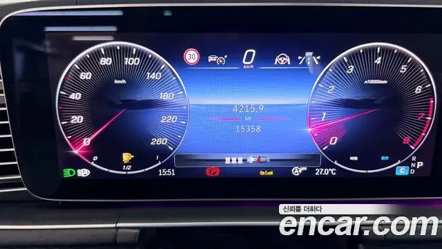 Mercedes-Benz GLE-Class 2025 — Фото 14/17