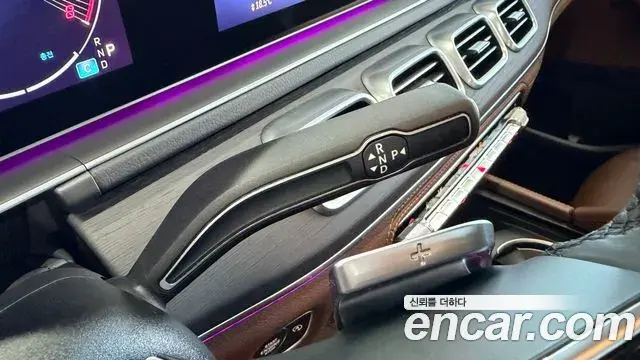 Mercedes-Benz GLE-Class 2025 — Фото 15/17