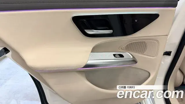 Mercedes-Benz E-Class 2024 — ფოტო 13/14