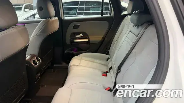 Mercedes-Benz EQA 2025 — Şəkil 8/12