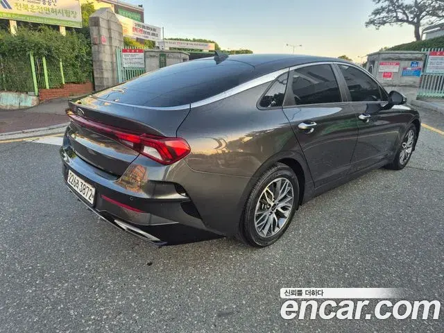 Kia K5 2020 — Şəkil 11/15