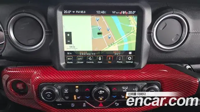 Jeep Wrangler 2019 — Фото 14/20
