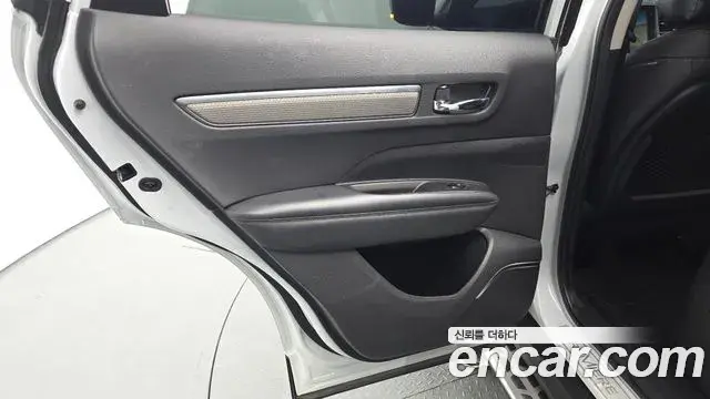 Renault Samsung QM6 2019 — ფოტო 15/31