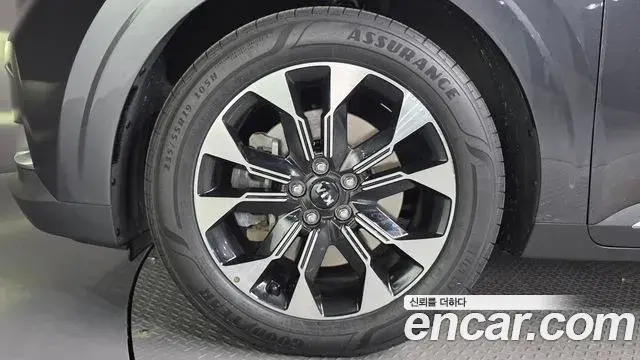 Kia Carnival 2021 — Фото 5/20