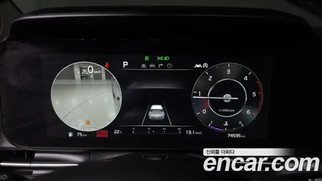 Kia Carnival 2021 — Фото 8/20