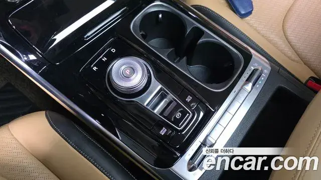 Kia Carnival 2021 — Фото 9/20