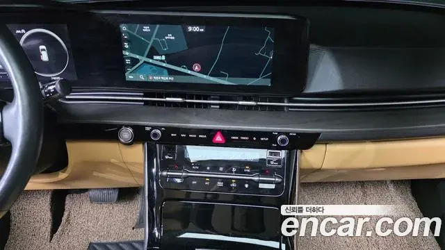 Kia Carnival 2021 — Фото 17/20