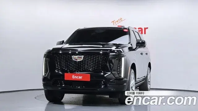 Cadillac Escalade 2025 — ფოტო 18/20