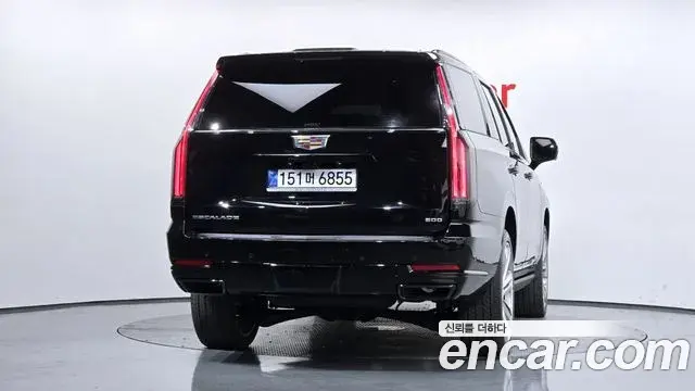 Cadillac Escalade 2025 — ფოტო 6/20